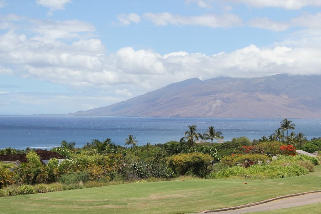 The panoramic views from Wailea Fairway Villas are stunning