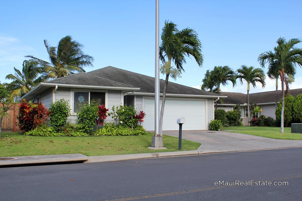 A single-level home on Papua Street in Nanea Kehalani.